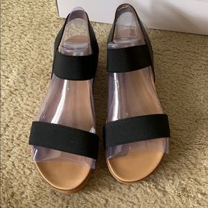 Steve Madden | Shoes | Steve Madden Agile Sandals 85m Black Elastic |  Poshmark